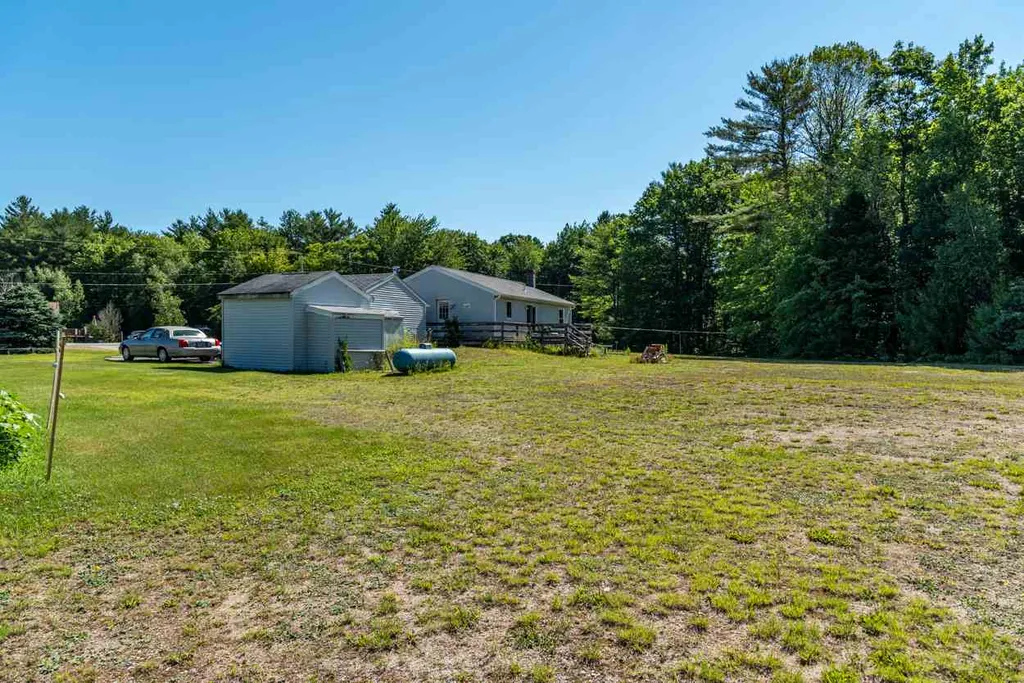 20 Drew Road New Durham NH 03855