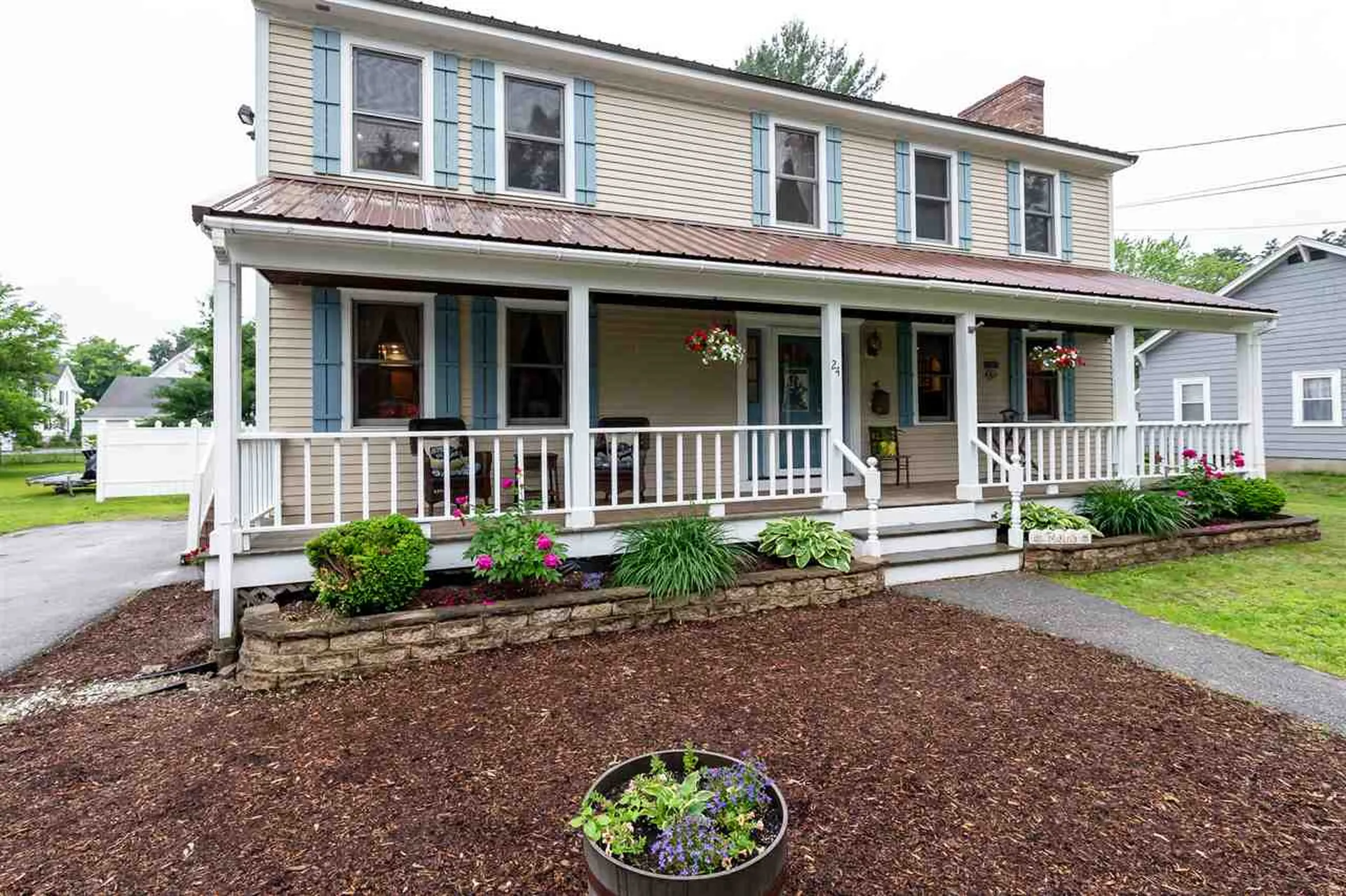 24 Lamprey Street Manchester NH 03102