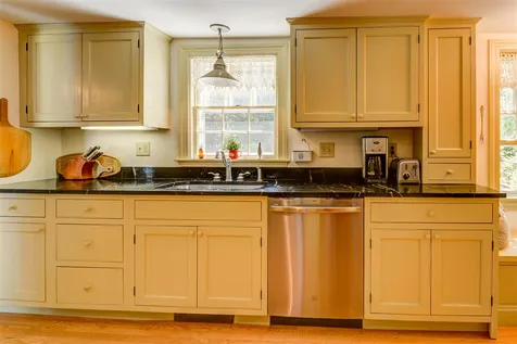 6 Jordan Avenue Concord NH 03301
