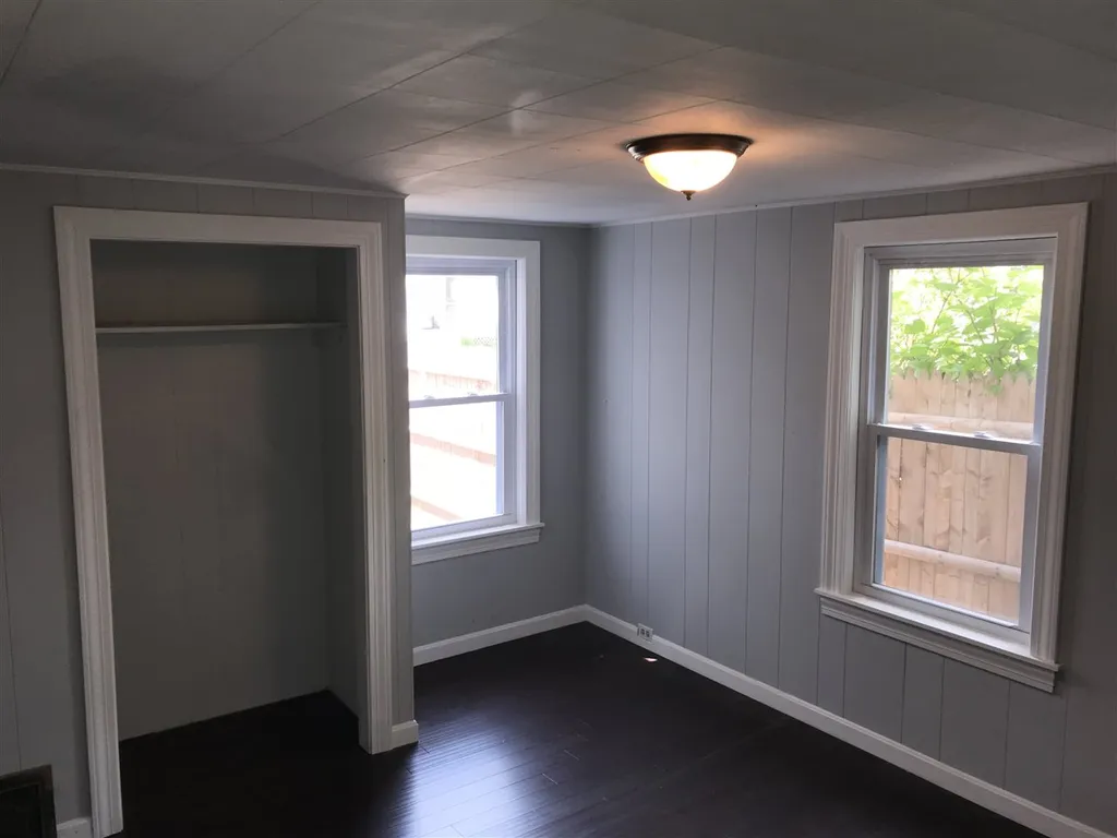 20 Linden Street Nashua NH 03064