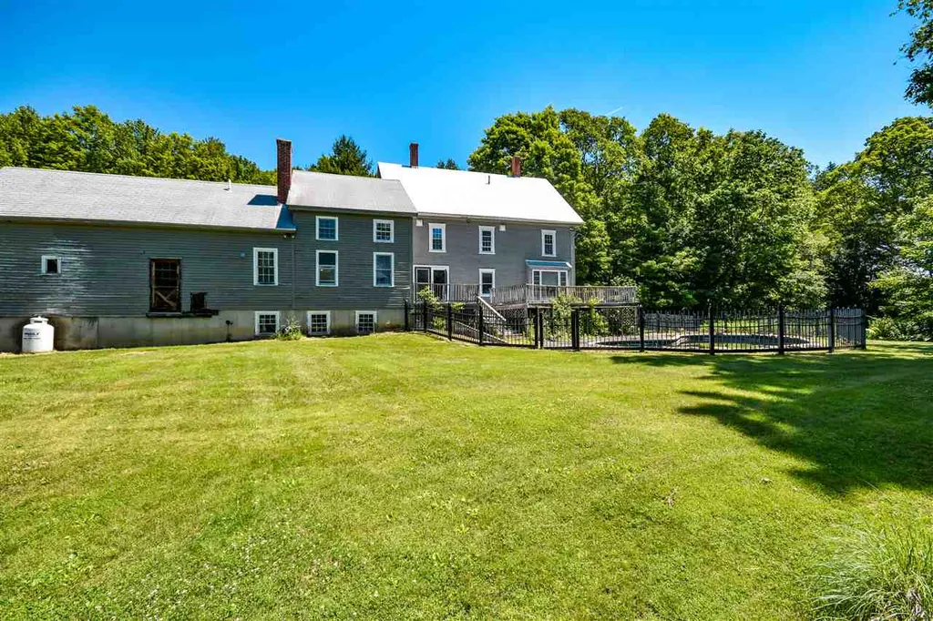 14 Tuttle Road Lee NH 03861
