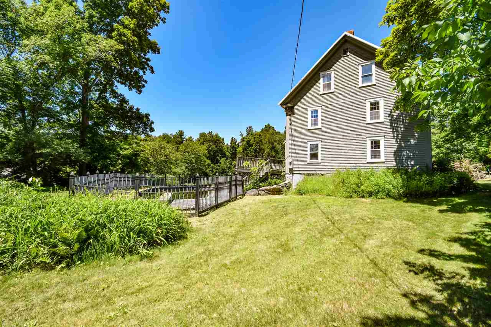 14 Tuttle Road Lee NH 03861