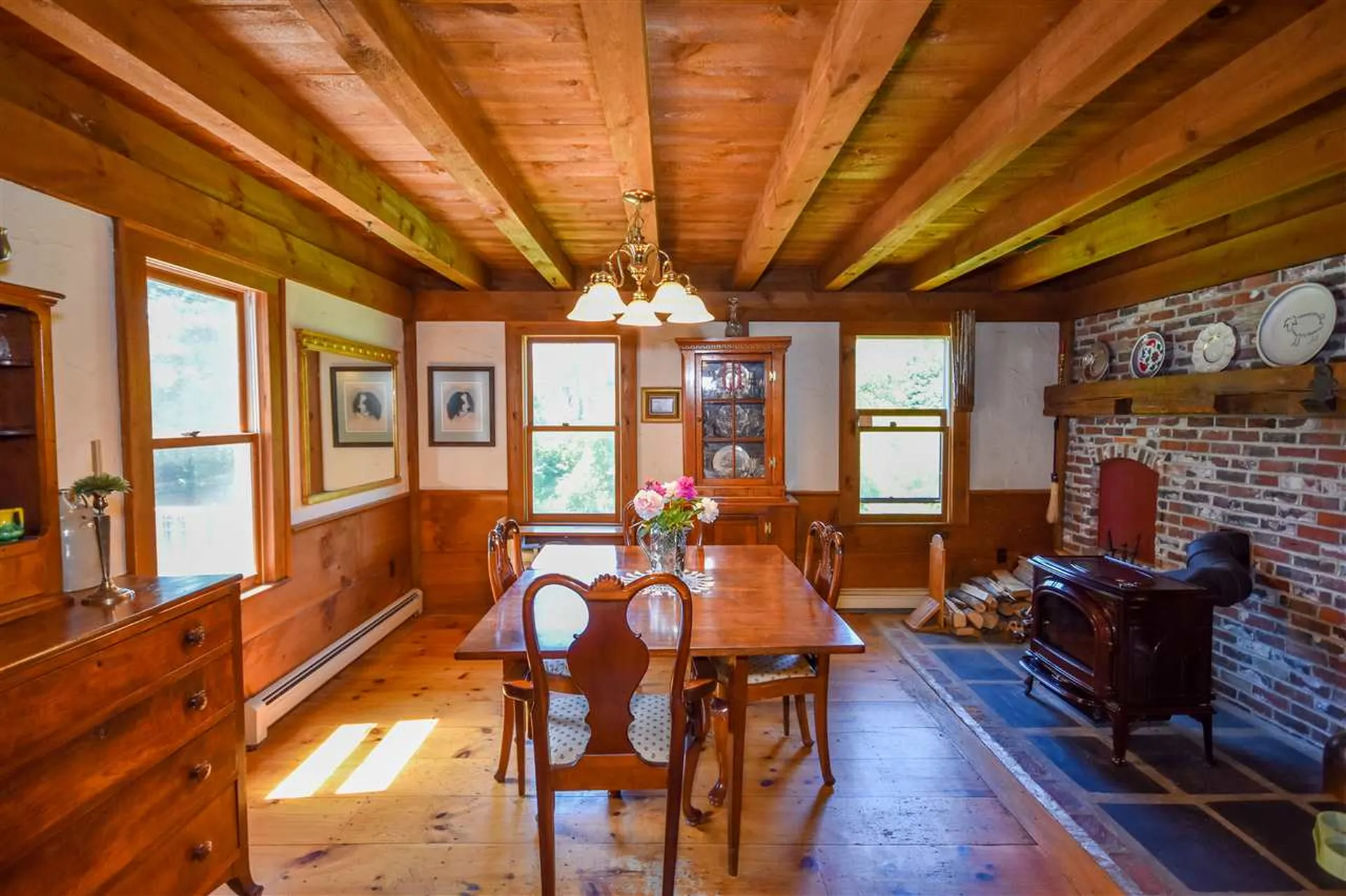 14 Tuttle Road Lee NH 03861