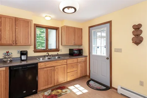 19 Fairway Drive New Hampton NH 03256