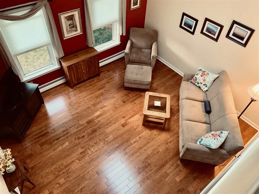 6b Karen Lane Londonderry NH 03053