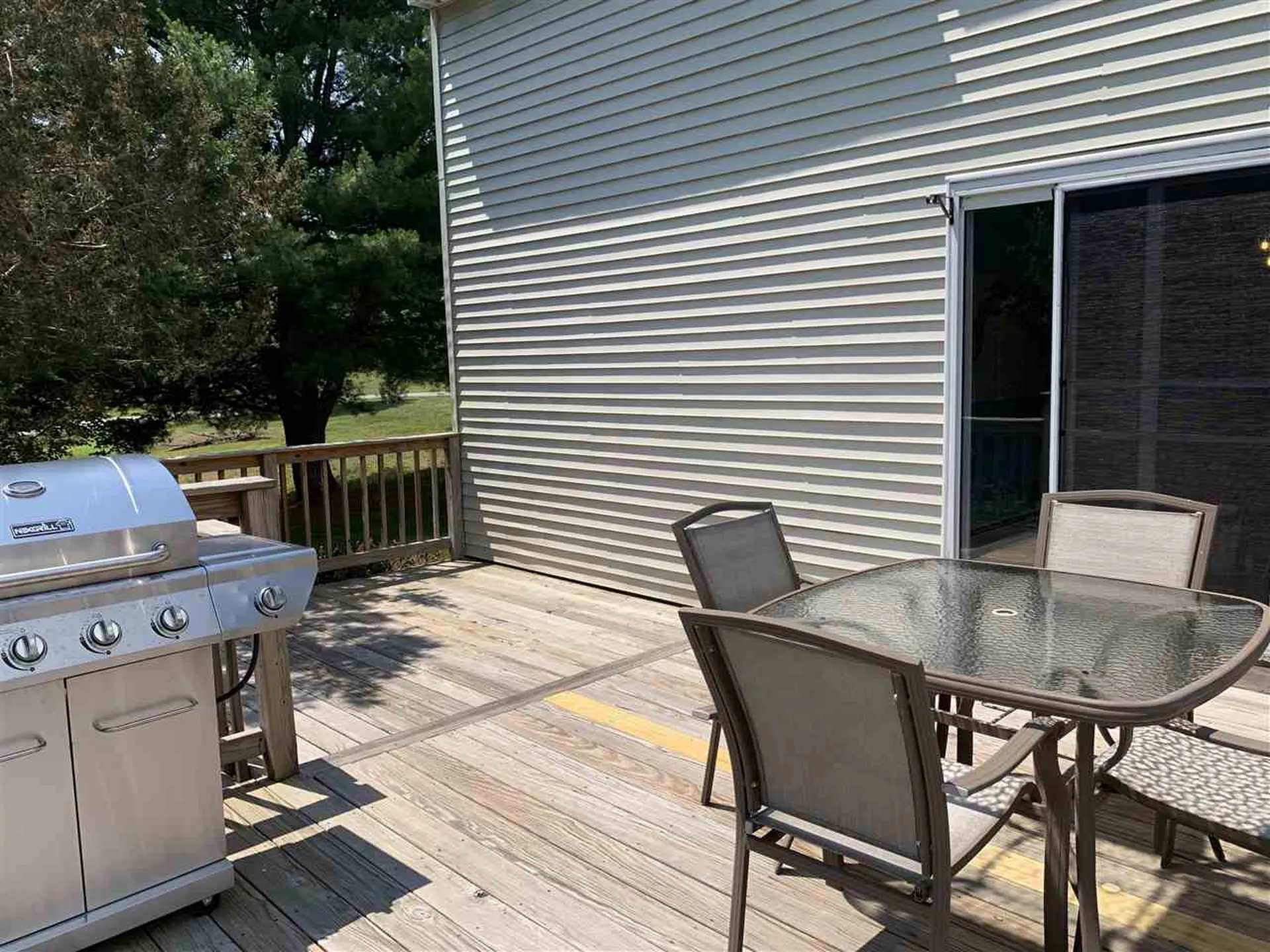6b Karen Lane Londonderry NH 03053