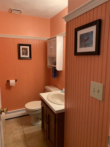 6b Karen Lane Londonderry NH 03053