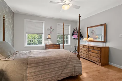 128 Orcutt Drive Chester NH 03036