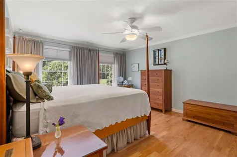 128 Orcutt Drive Chester NH 03036