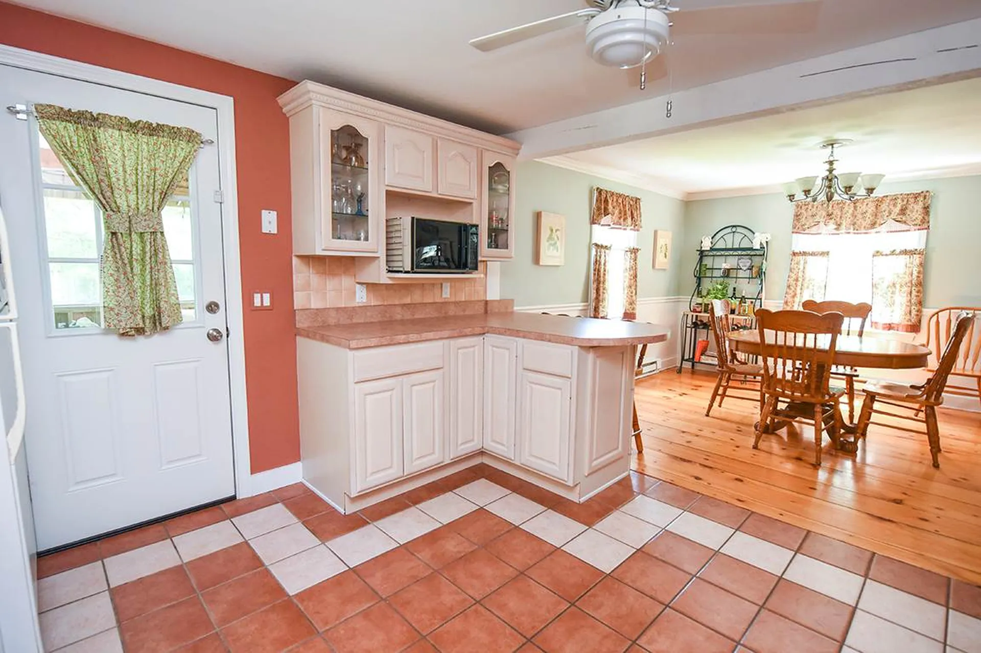 1 Smith Corner Road Newton NH 03858