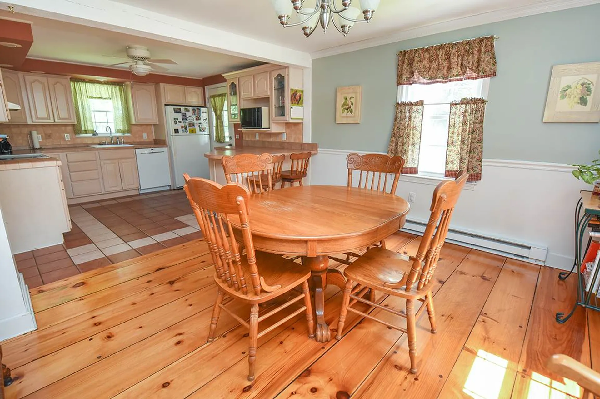 1 Smith Corner Road Newton NH 03858