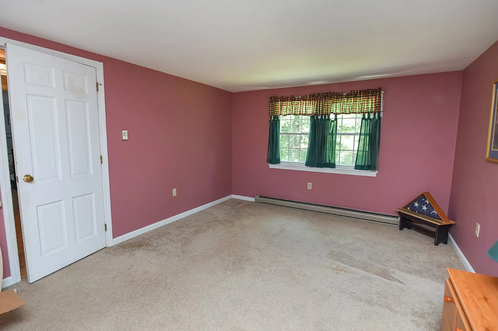 1 Smith Corner Road Newton NH 03858