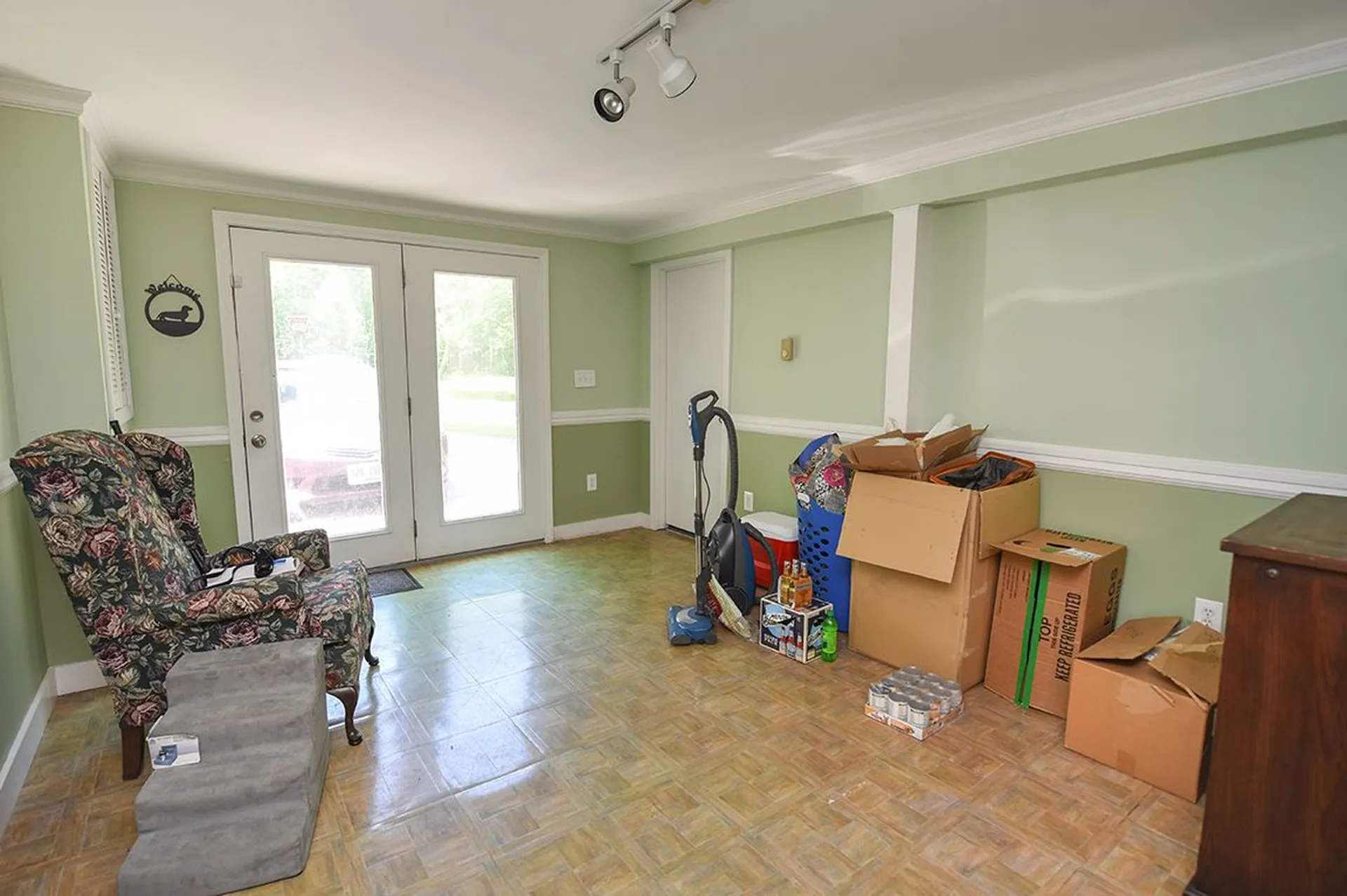 1 Smith Corner Road Newton NH 03858