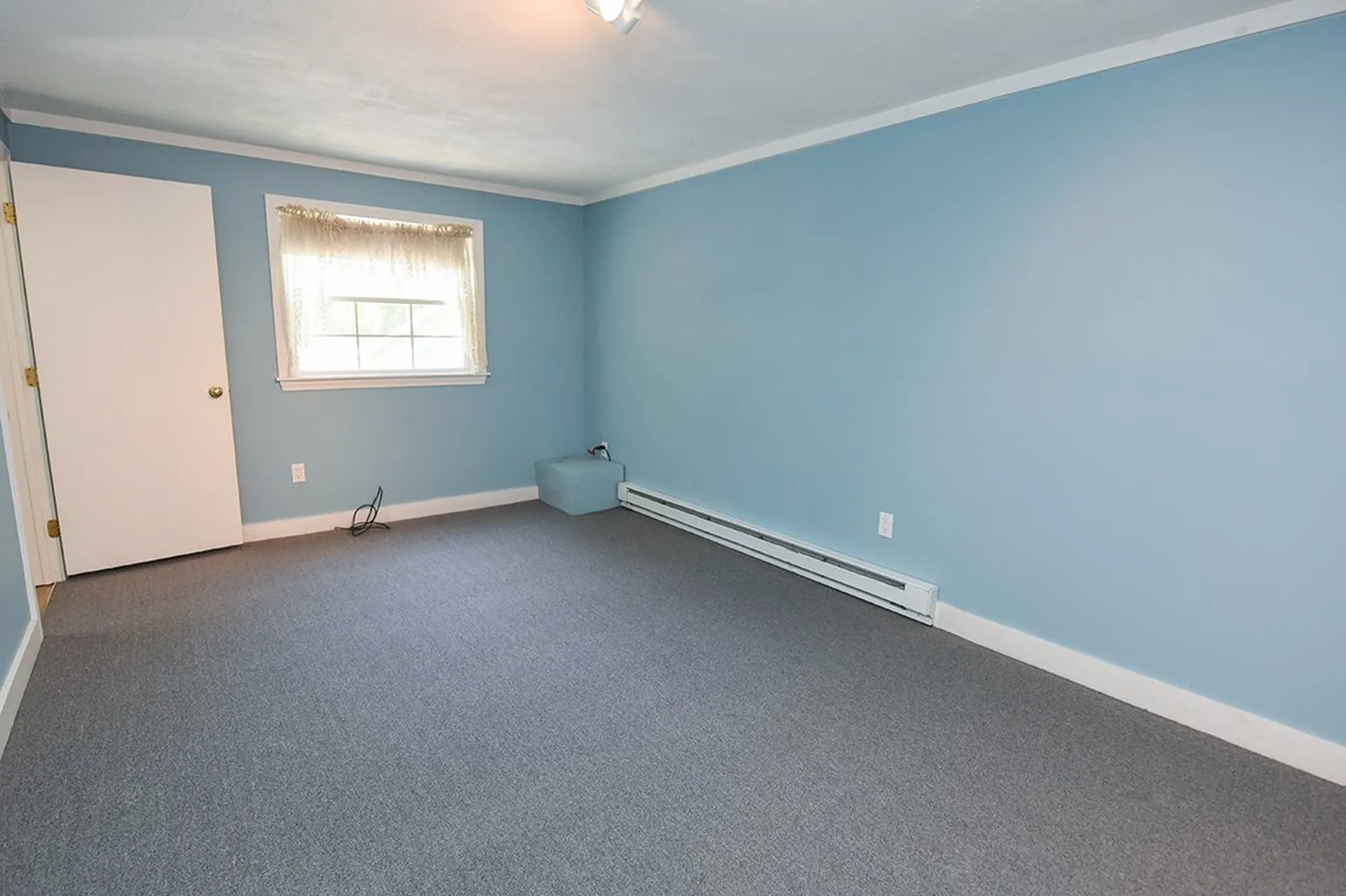 1 Smith Corner Road Newton NH 03858