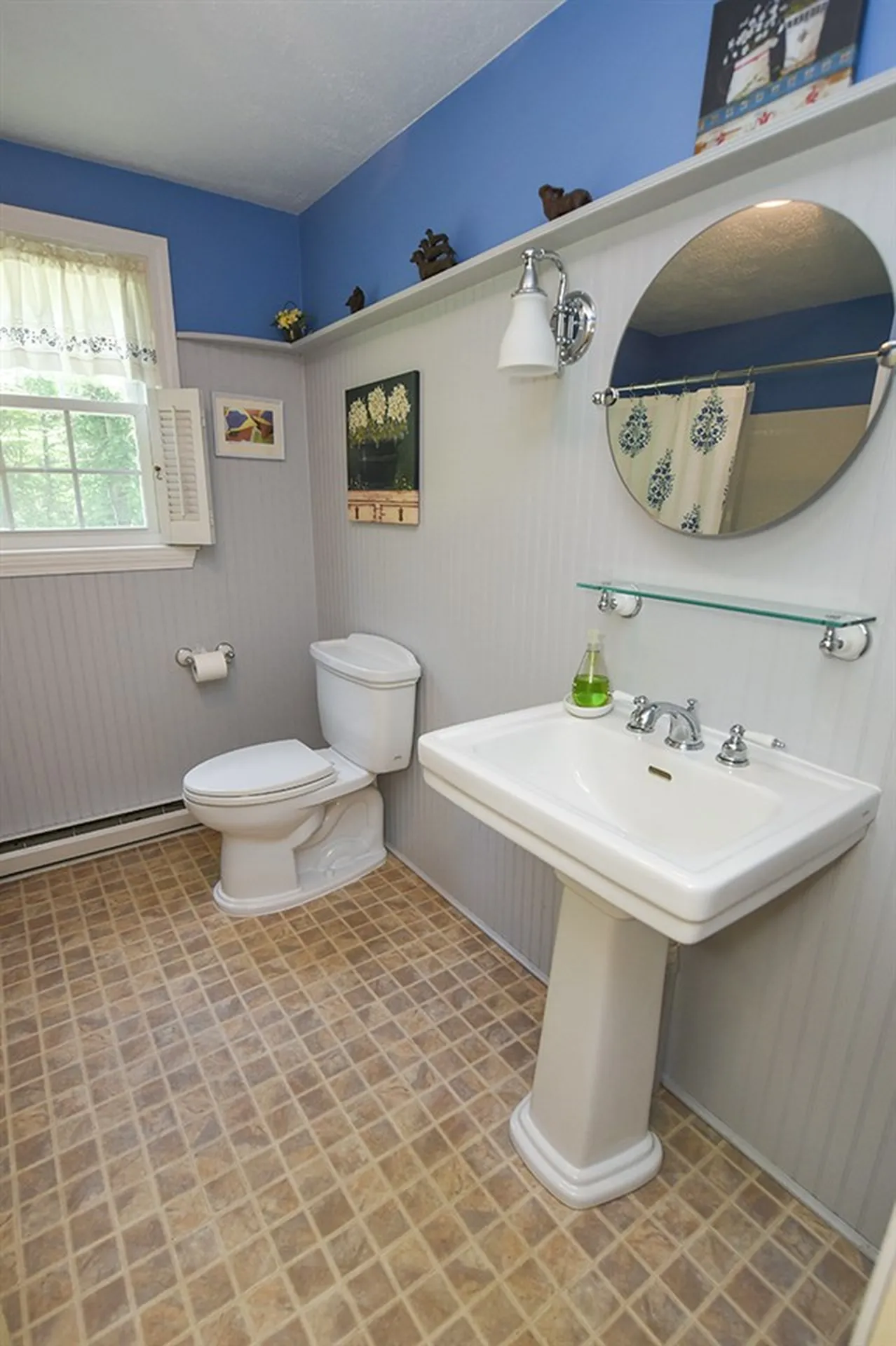 1 Smith Corner Road Newton NH 03858
