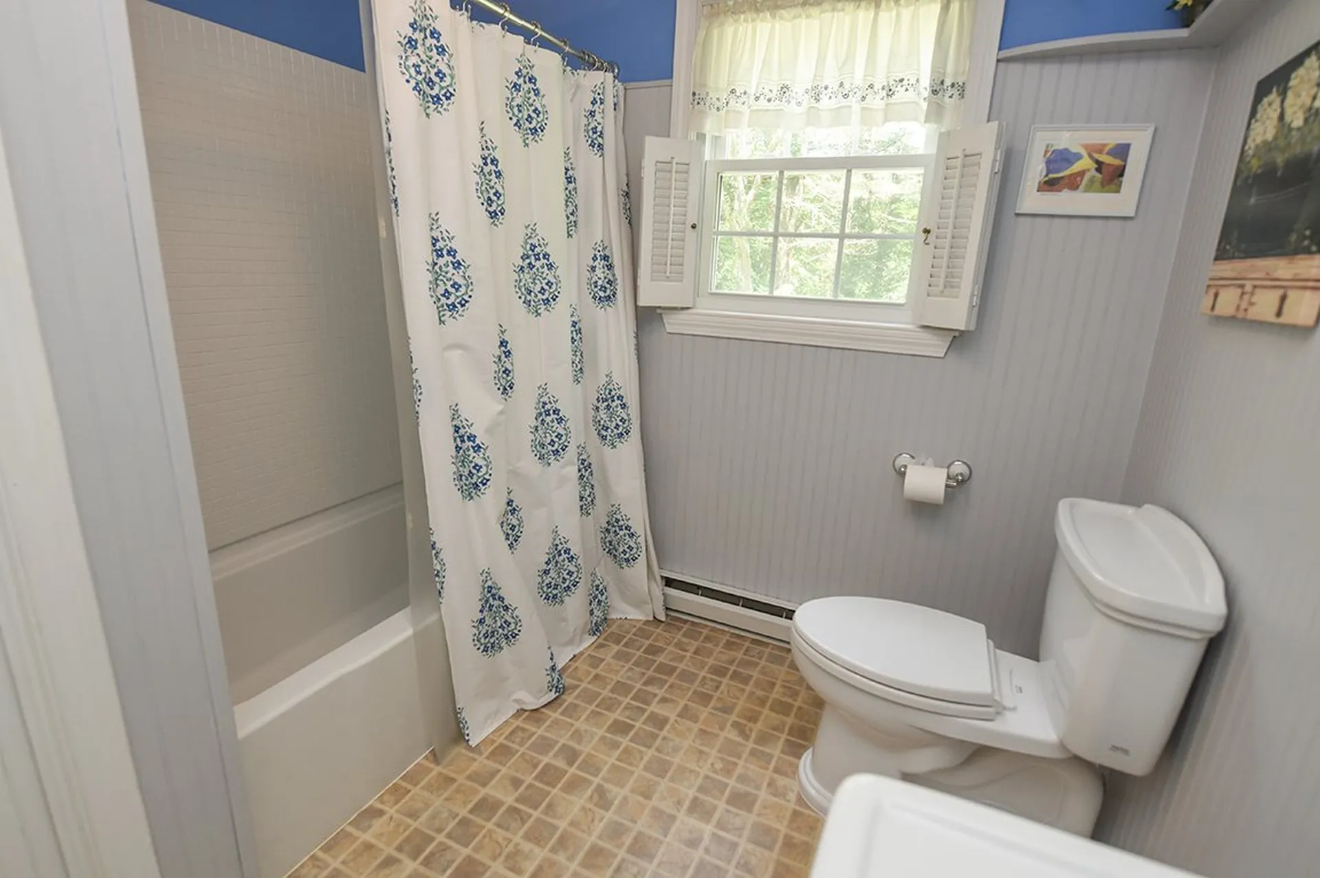 1 Smith Corner Road Newton NH 03858