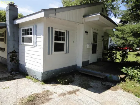 10 Adams Street St. Albans City VT 05478