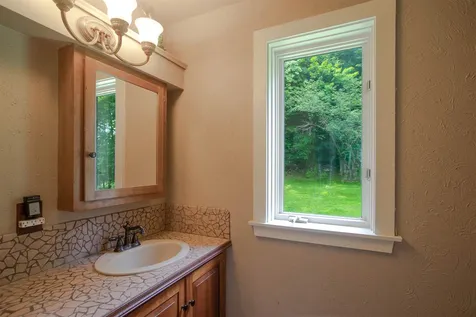 130 Sunrise Lane Dummerston VT 05301