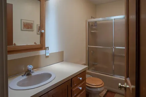 130 Sunrise Lane Dummerston VT 05301