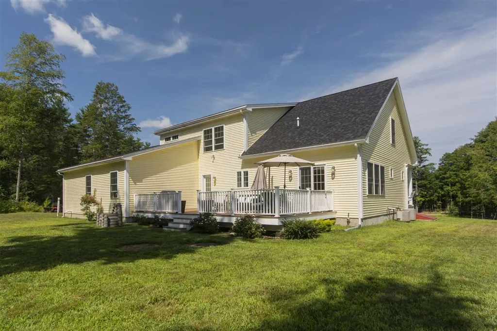 60 Drinkwater Road Hampton Falls NH 03844