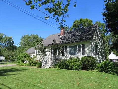 16 Drinkwater Road Exeter NH 03833