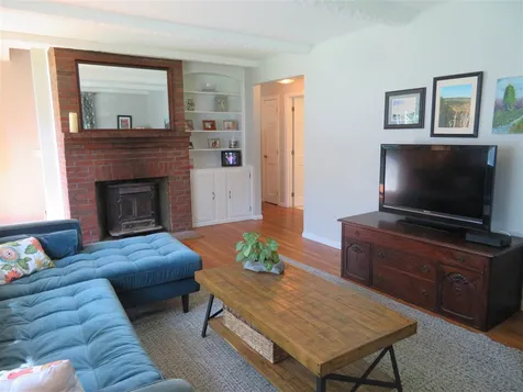 16 Drinkwater Road Exeter NH 03833