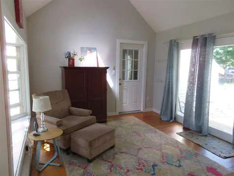 16 Drinkwater Road Exeter NH 03833