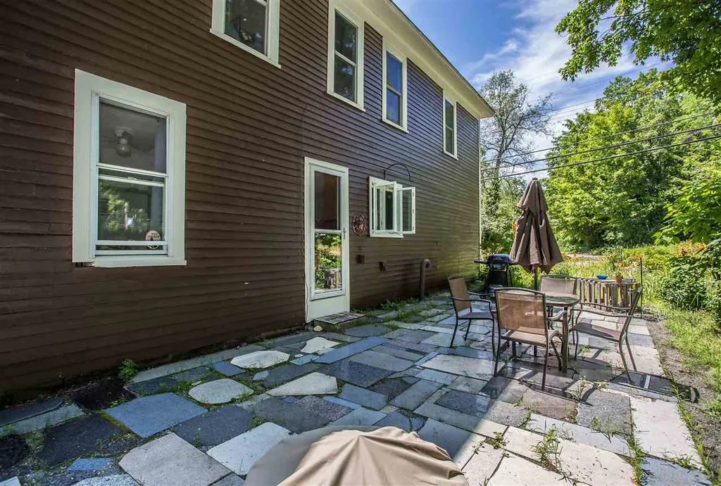 3 Meetinghouse Hill Road Brookline NH 03033