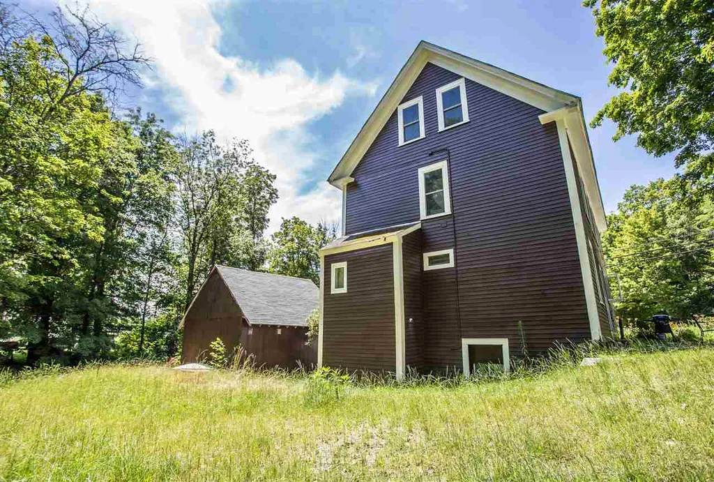 3 Meetinghouse Hill Road Brookline NH 03033