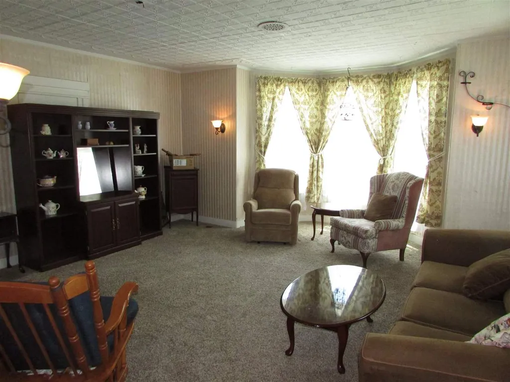 15 Shaw Street Lebanon NH 03766