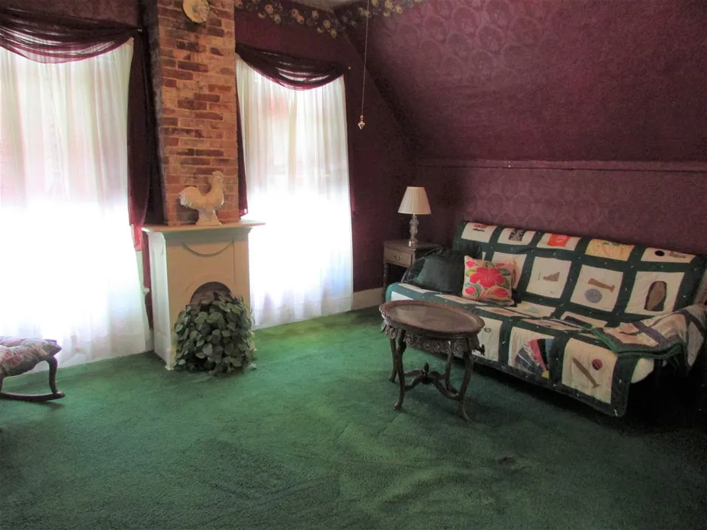 15 Shaw Street Lebanon NH 03766