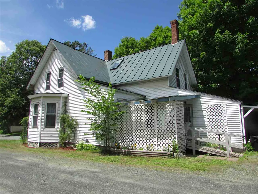 15 Shaw Street Lebanon NH 03766