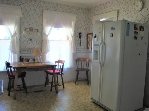 98 Central Street Brattleboro VT 05301
