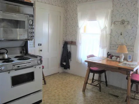 98 Central Street Brattleboro VT 05301