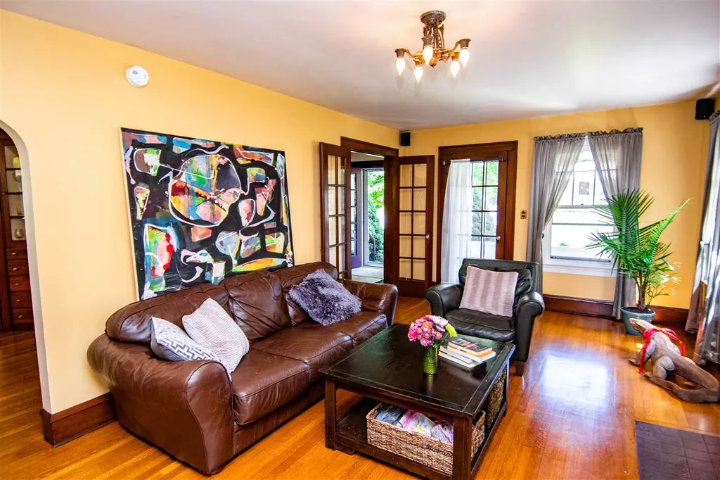 193 Shelburne Street Burlington VT 05401