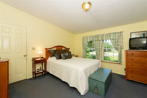 23 Aberdeen Drive Stratham NH 03885
