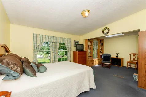 23 Aberdeen Drive Stratham NH 03885