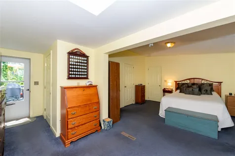23 Aberdeen Drive Stratham NH 03885