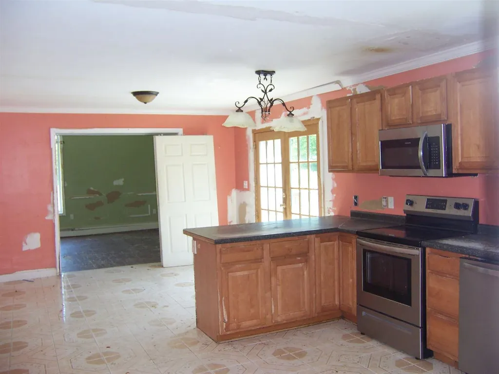 88 Fiske Road Northfield NH 03276