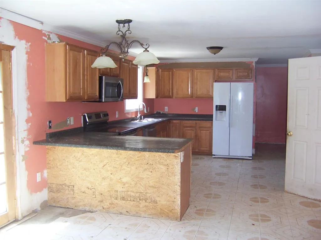 88 Fiske Road Northfield NH 03276