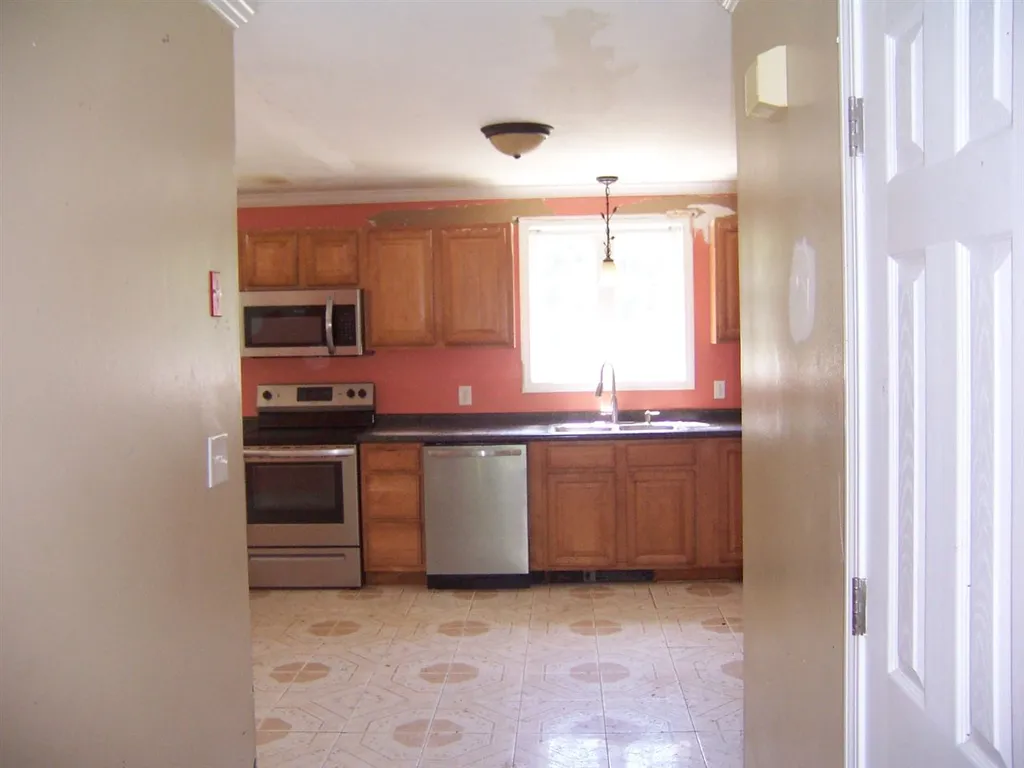 88 Fiske Road Northfield NH 03276