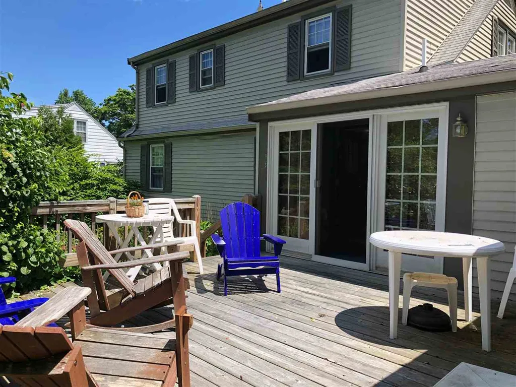 5 Comings Court Exeter NH 03833