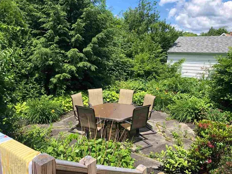 5 Comings Court Exeter NH 03833