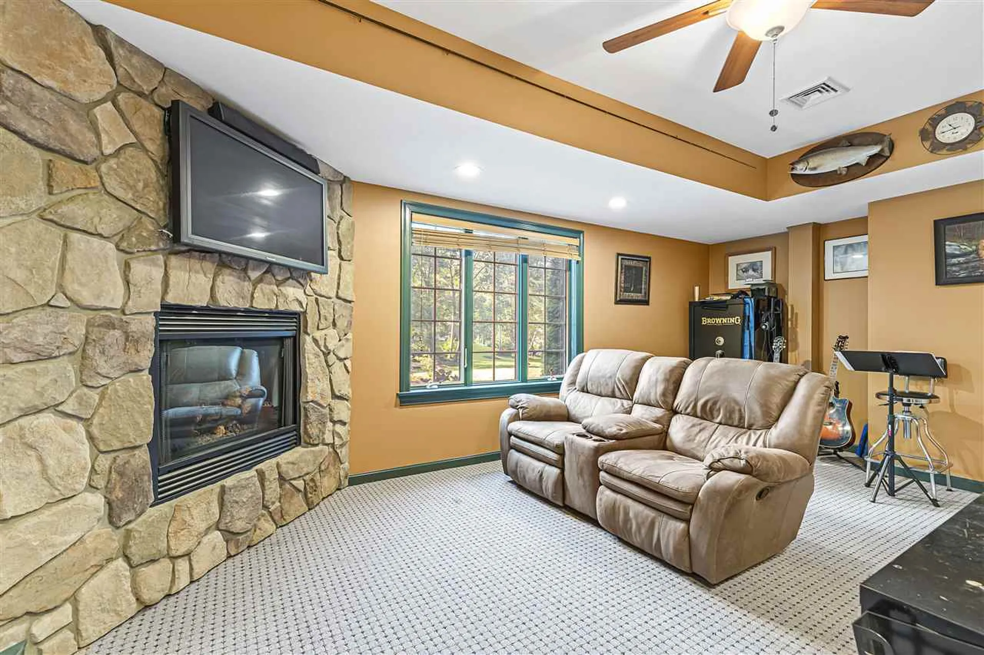 4 Karen Lane Salem NH 03079