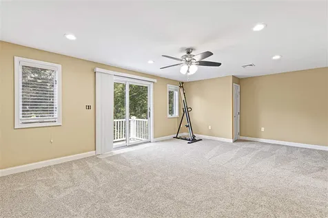 4 Karen Lane Salem NH 03079
