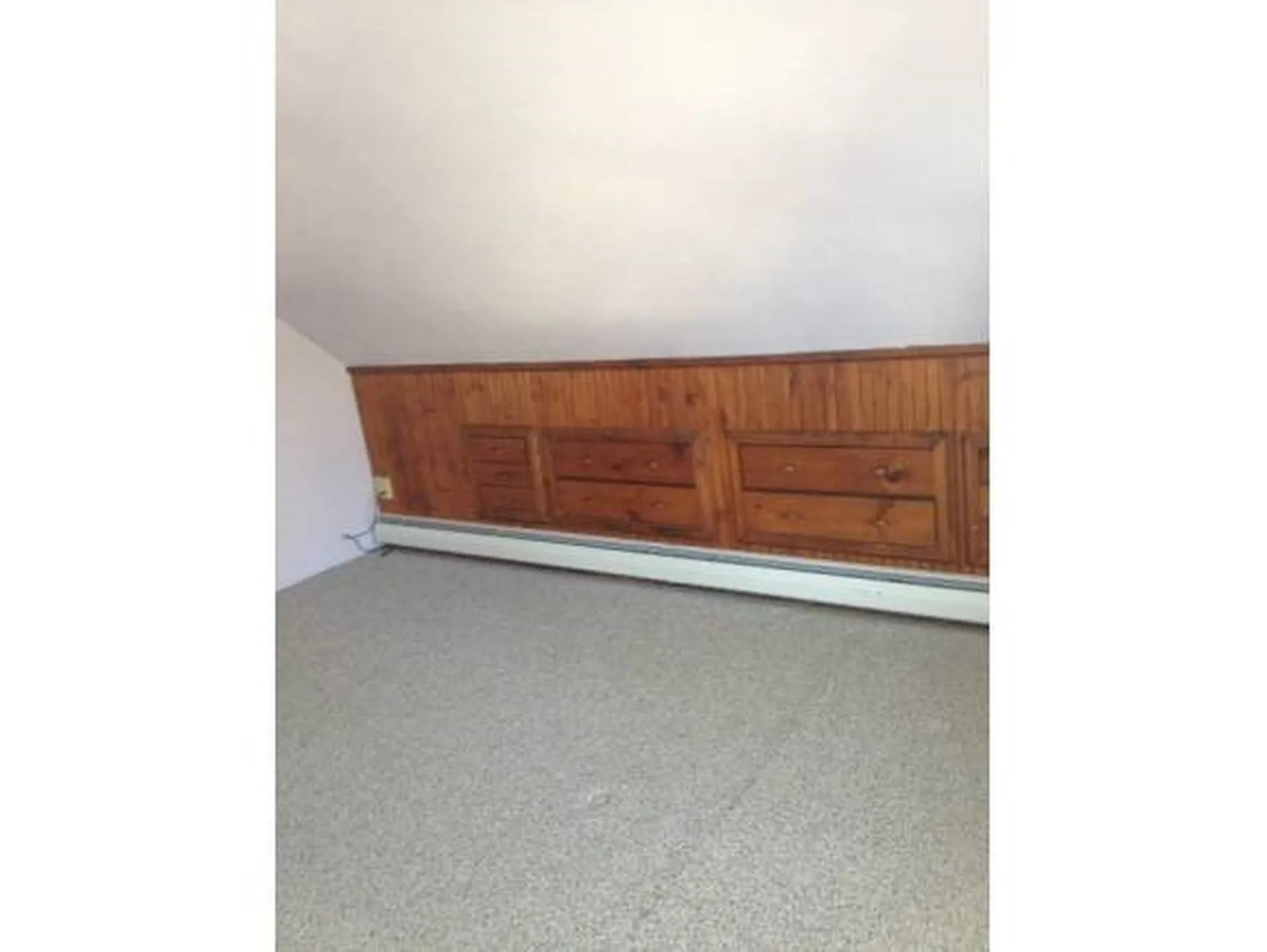74 Atkinson Street Rockingham VT 05101