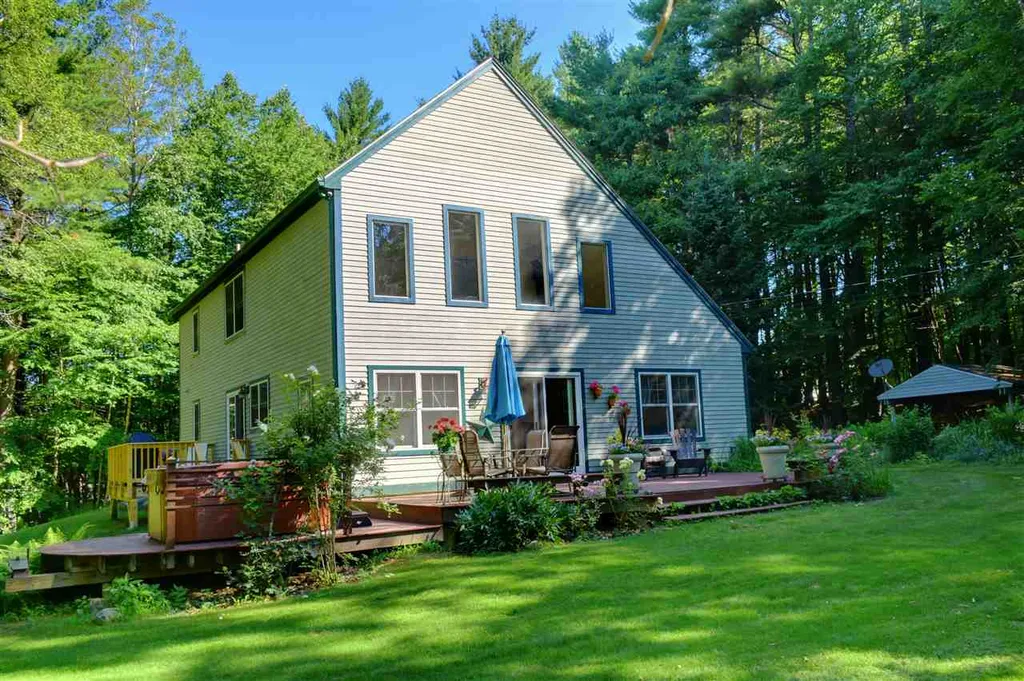 9 Sledding Hill Lane Lee NH 03861