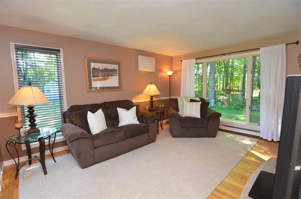 8 Susan Lane Concord NH 03301