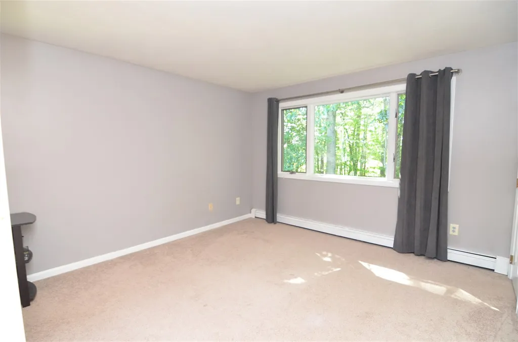 8 Susan Lane Concord NH 03301