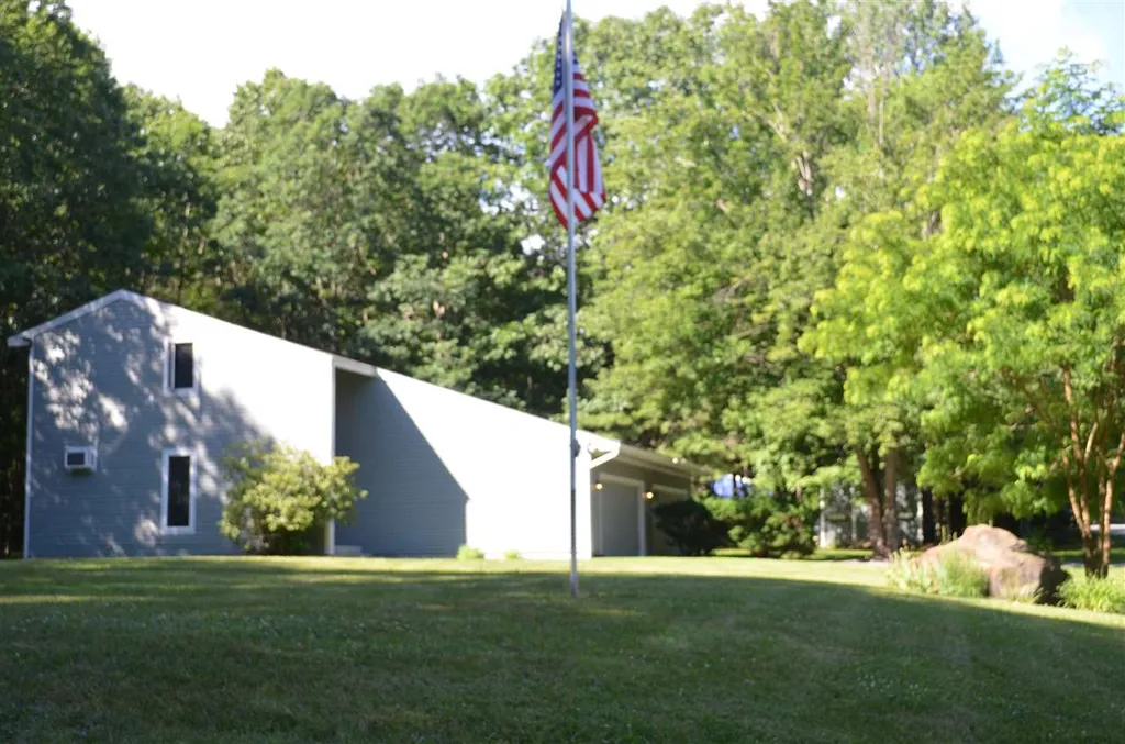 8 Susan Lane Concord NH 03301